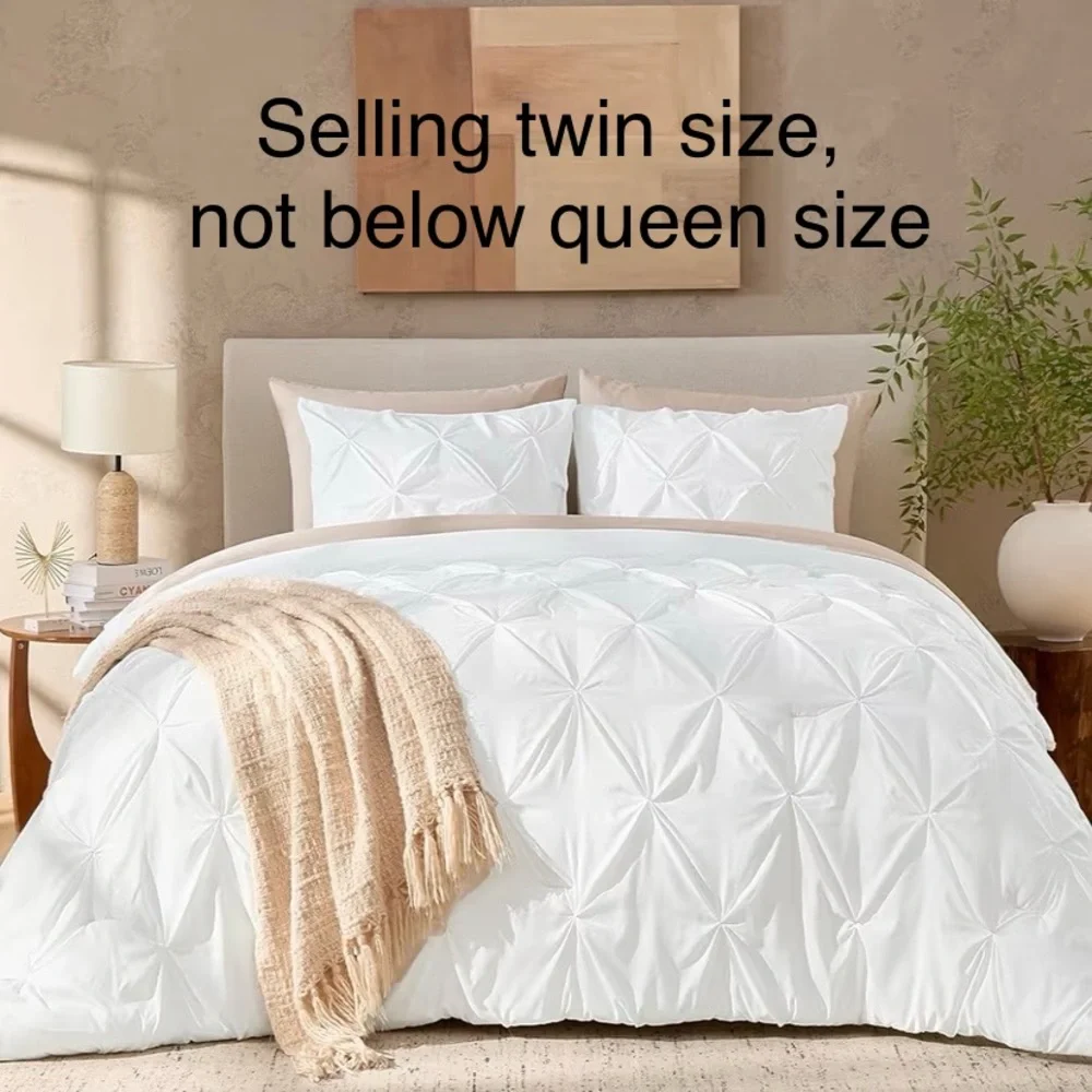 White, twin sized, pintuck microfiber duvet cover & standard sham - NEW